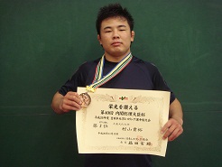 村山貴裕(経営学科3年)