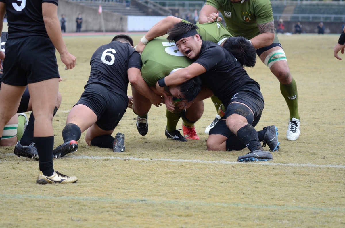 前半HO平田選手のトライ