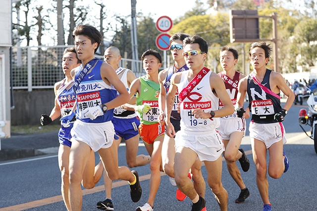 8区・片根選手