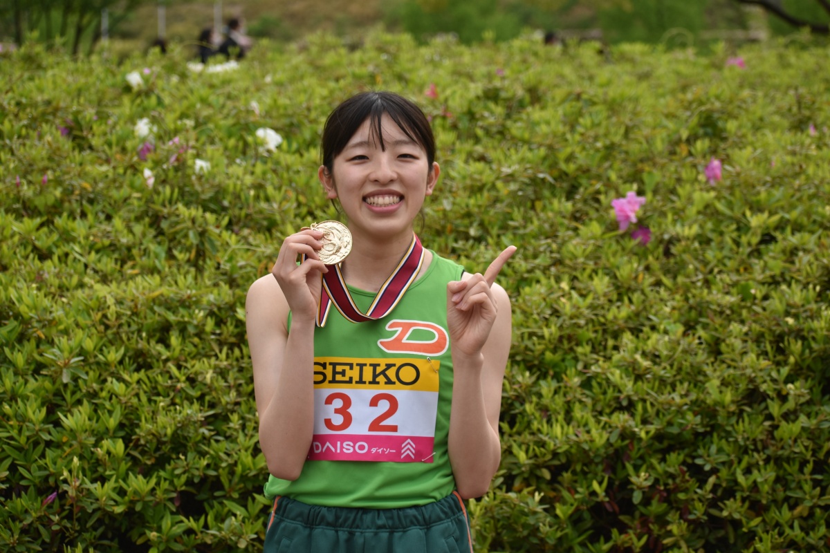 表彰式後の吉村玲美選手