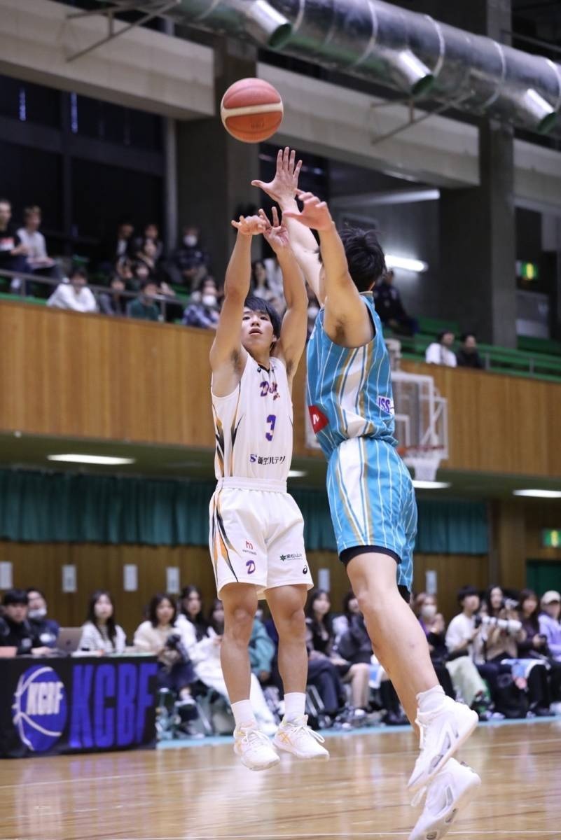 塚本智裕選手（スポーツ科・２年）