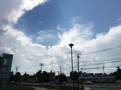 雲がいつも美しいです。その分天候は不安定ですが。