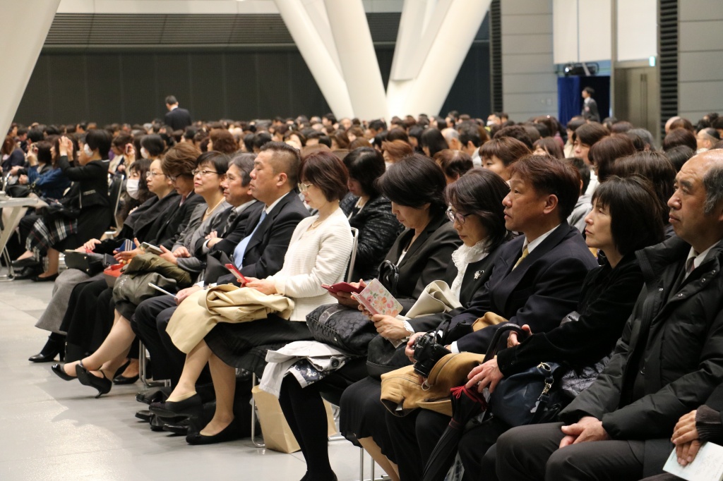 別会場の保護者席