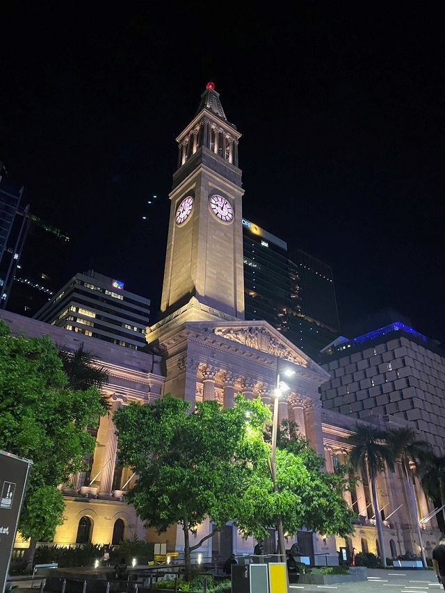 (Brisbane King George Square)