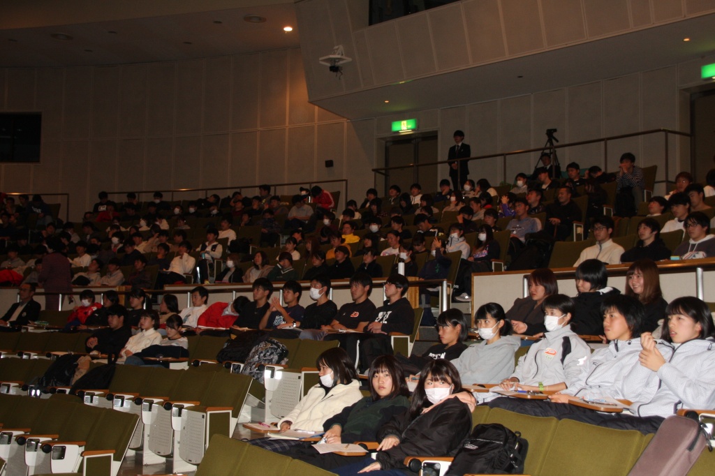 学生会員の風景